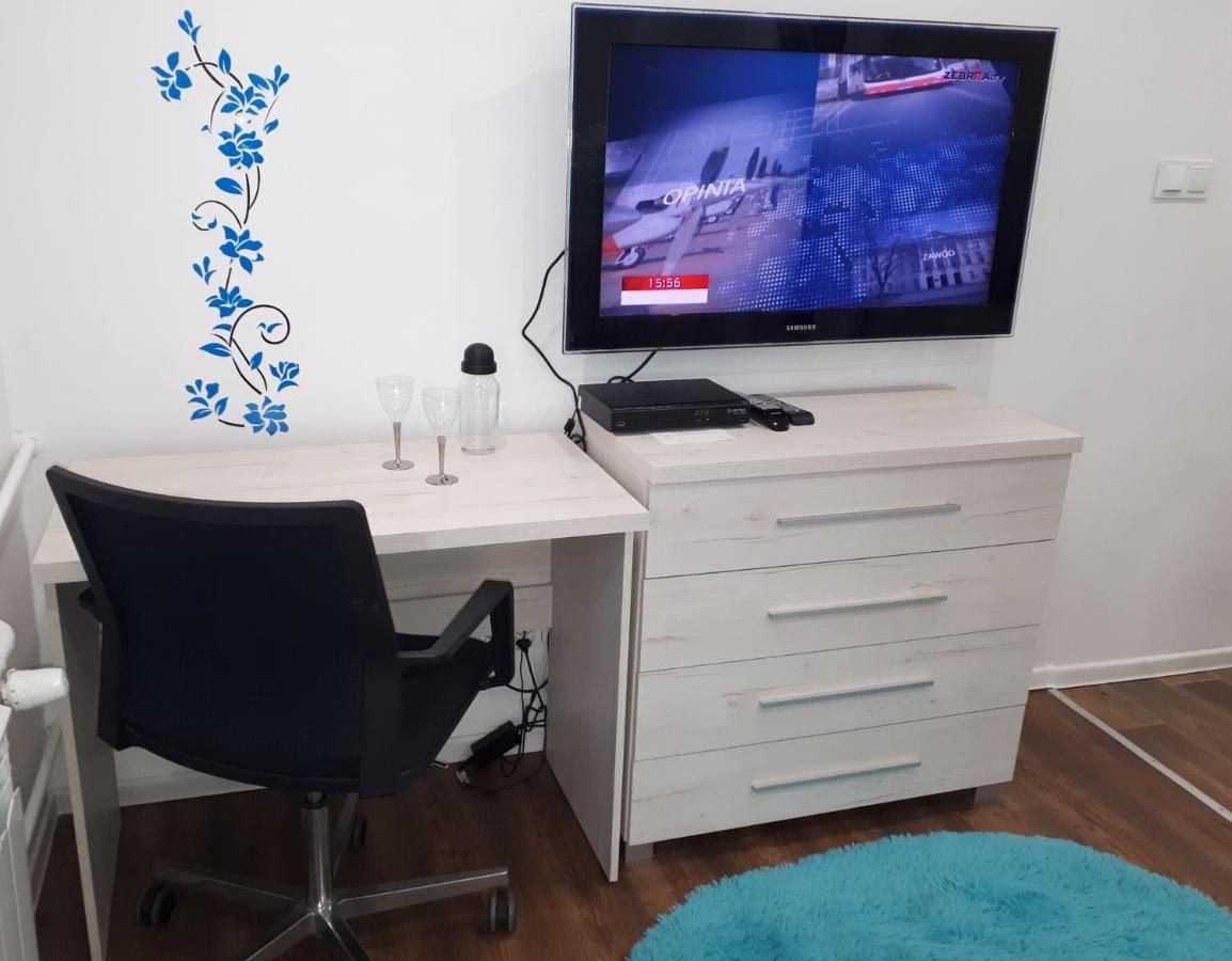 Apartamenty Centrum Mala Dwojeczka Blekitna Panoramiczna Balkonem Promenada Kielce Eksteriør bilde