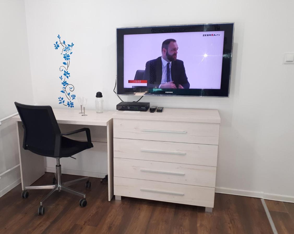 Apartamenty Centrum Mala Dwojeczka Blekitna Panoramiczna Balkonem Promenada Kielce Eksteriør bilde